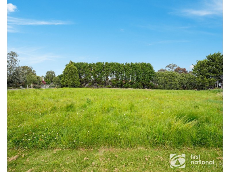 3 Hillsmeade Drive, Narre Warren South VIC 3805