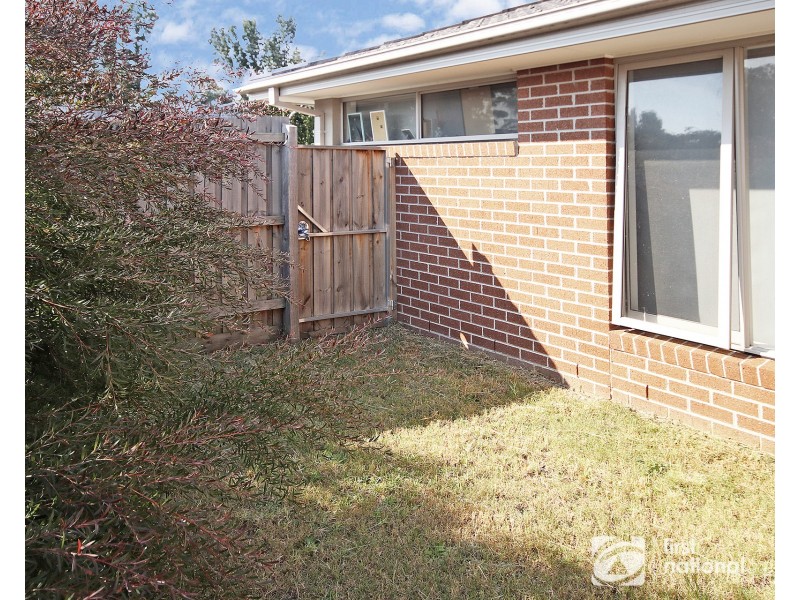 6/6-8 Walter Street, Cranbourne VIC 3977