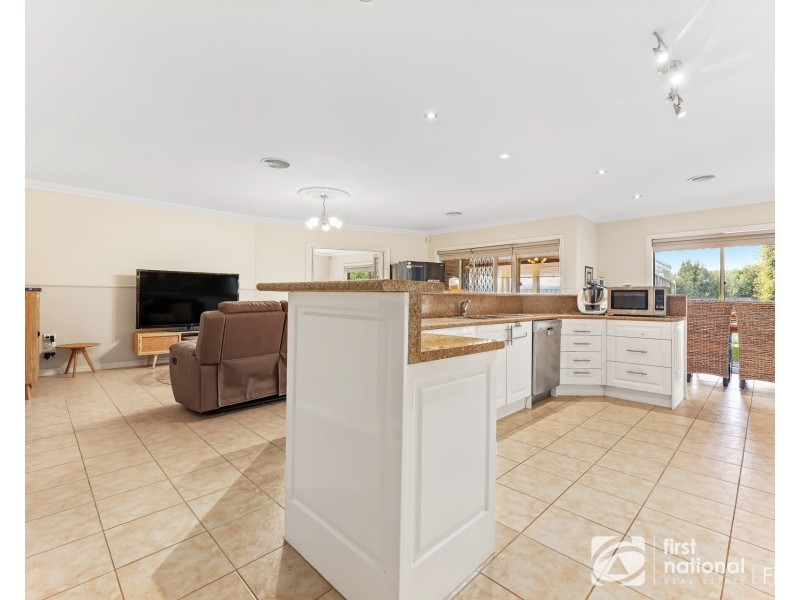 55 Bayview Road, Tooradin VIC 3980