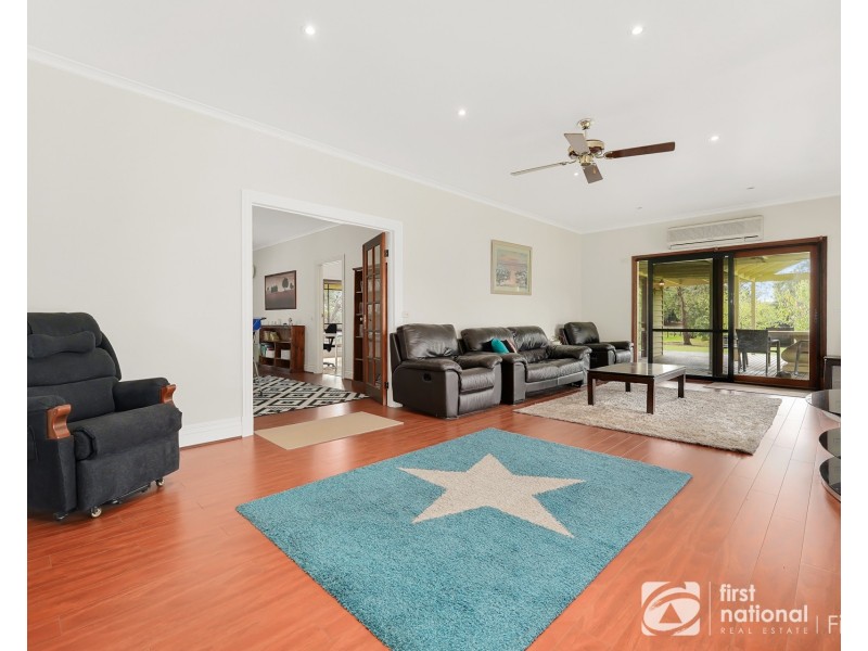 3 Seymour Road, Devon Meadows VIC 3977