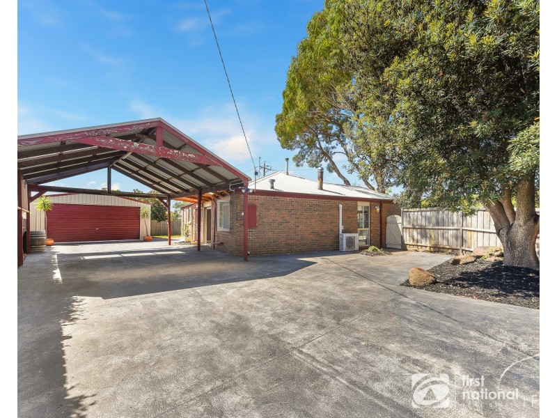 1 Lawson Close, Cranbourne VIC 3977