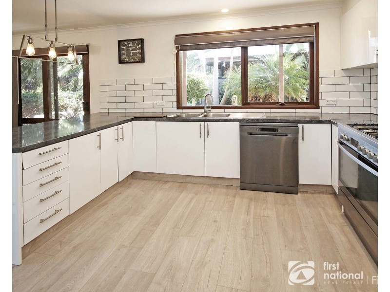 65 Middle Road, Pearcedale VIC 3912