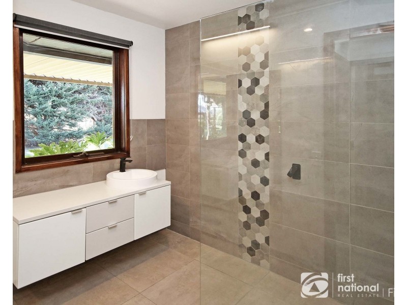 65 Middle Road, Pearcedale VIC 3912