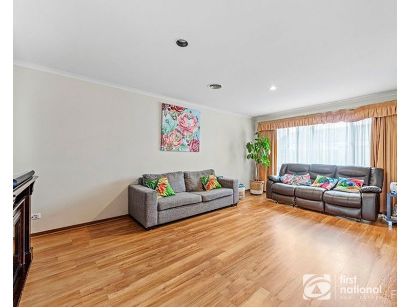 4/40-42 John Street, Pakenham VIC 3810