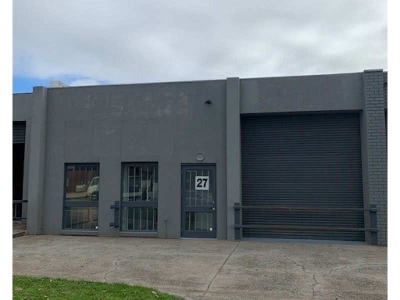 27  Cooper Court, Cranbourne VIC 3977