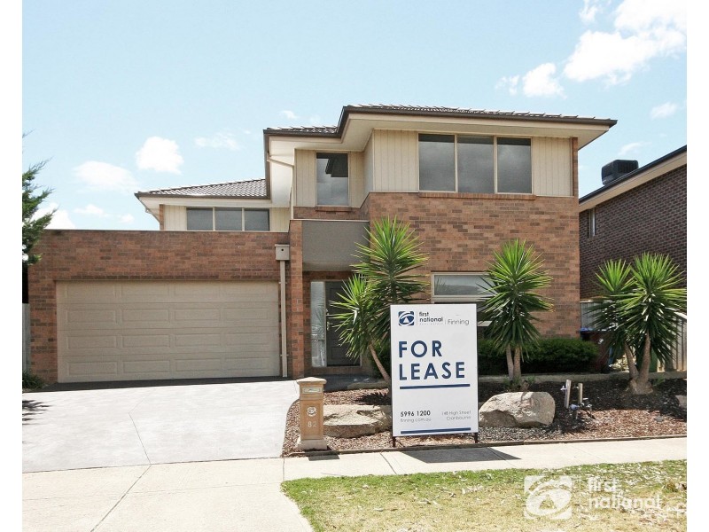 No. 82 Thunderbolt Drive, Cranbourne East VIC 3977
