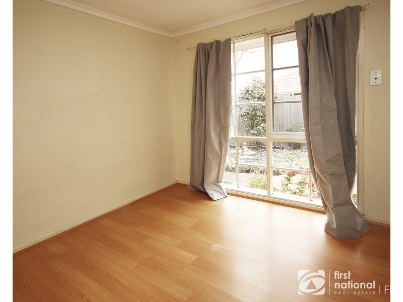 9 Courtenay Avenue, Cranbourne North VIC 3977