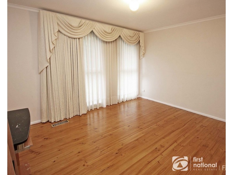 13 Millswyn, Avenue, Hampton Park VIC 3976