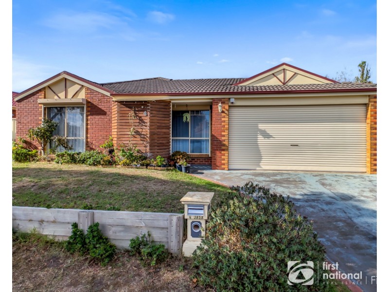 4 Jasa Crescent, Cranbourne West VIC 3977
