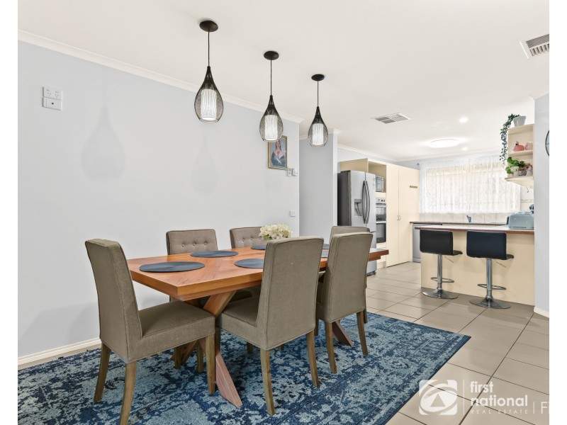 4 Jasa Crescent, Cranbourne West VIC 3977