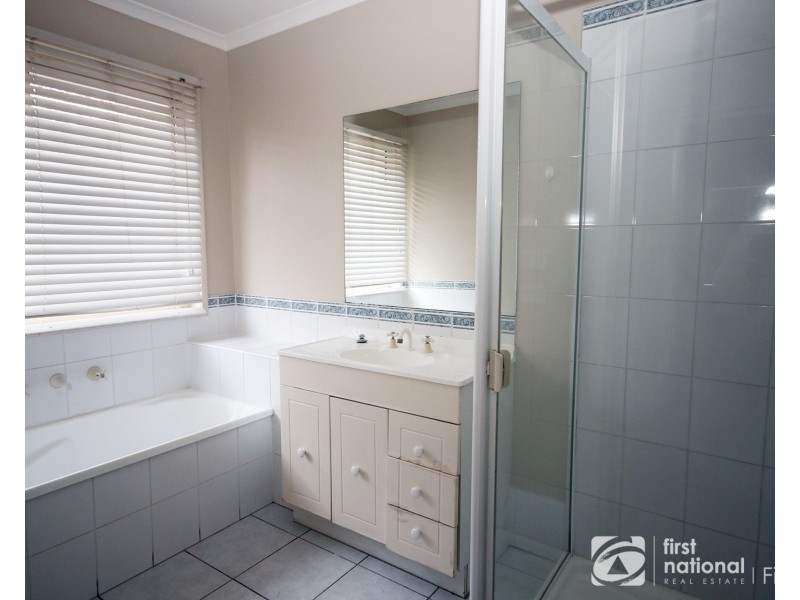 35 St Georges Road, Narre Warren South VIC 3805