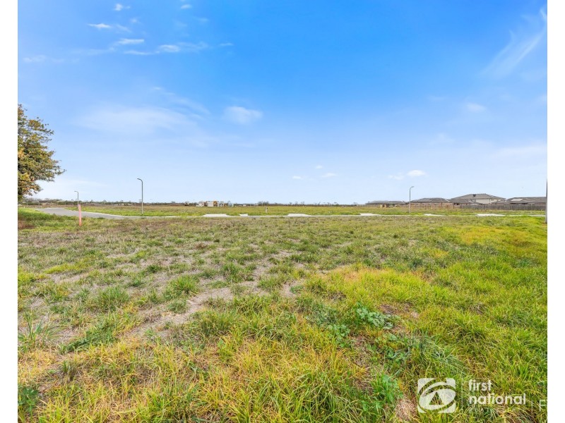 2 Catani Avenue, Koo Wee Rup VIC 3981
