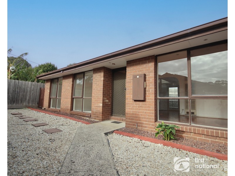 2/132 Fordholm Road, Hampton Park VIC 3976
