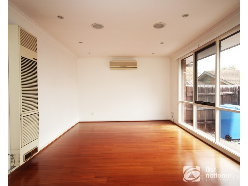 2/132 Fordholm Road, Hampton Park VIC 3976