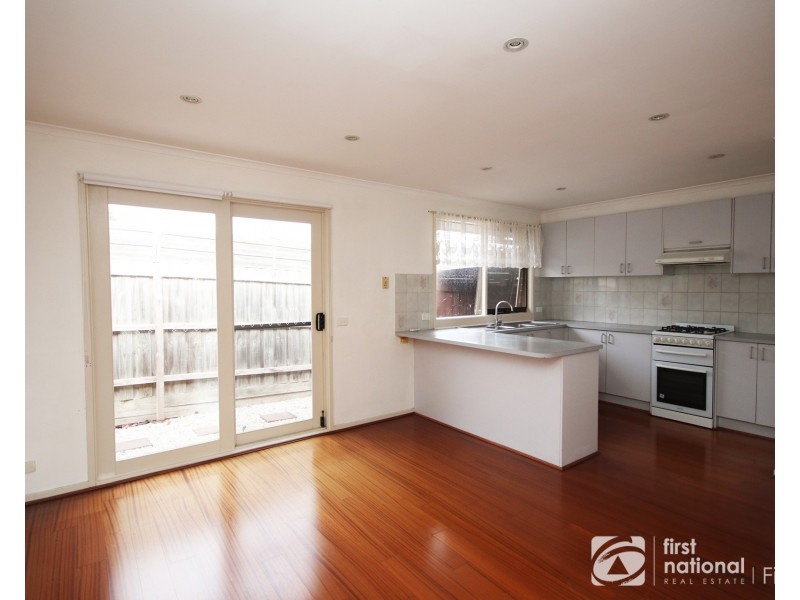 2/132 Fordholm Road, Hampton Park VIC 3976