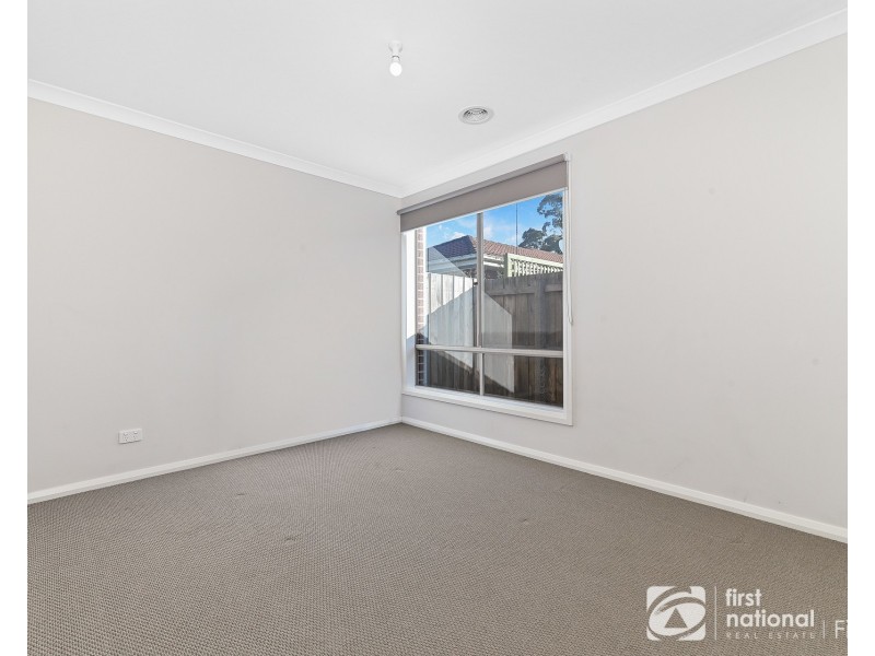 3/6-8 Walter Street, Cranbourne VIC 3977