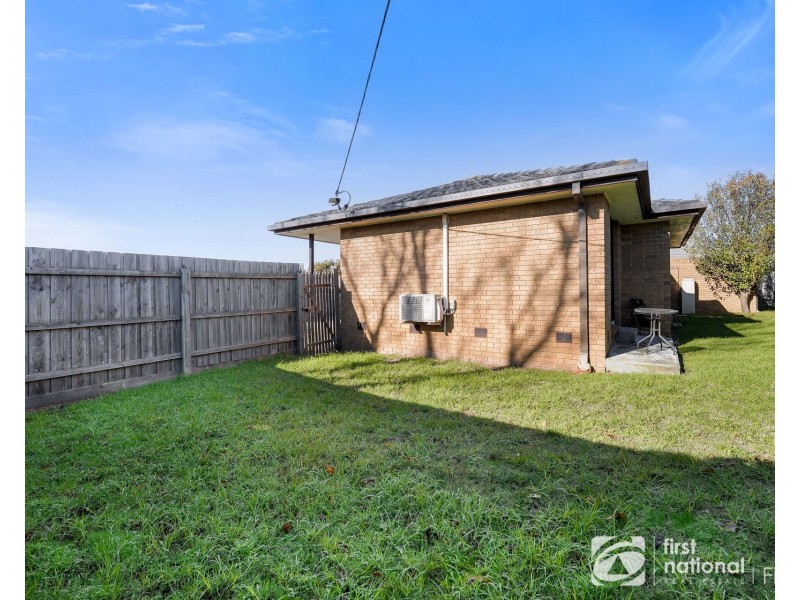 1/42 Stawell Street, Cranbourne VIC 3977