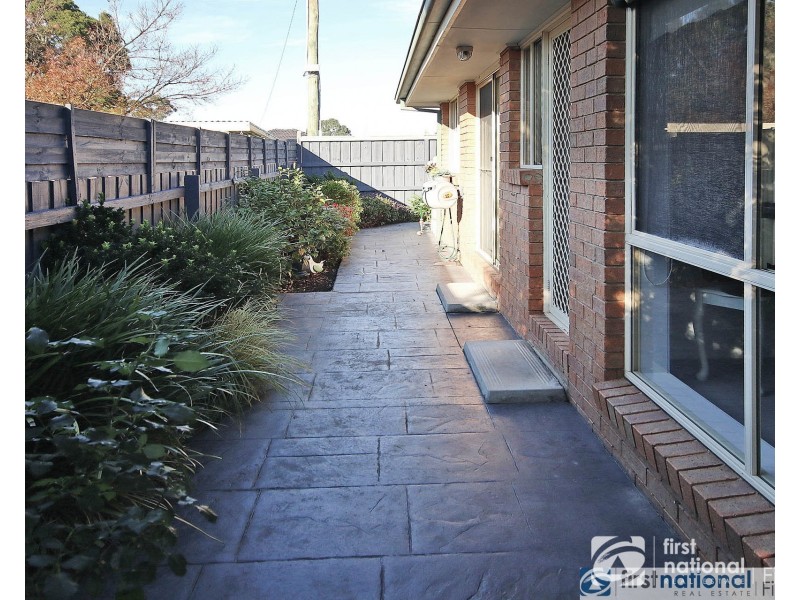 1/15-17 Lyall Street, Cranbourne VIC 3977