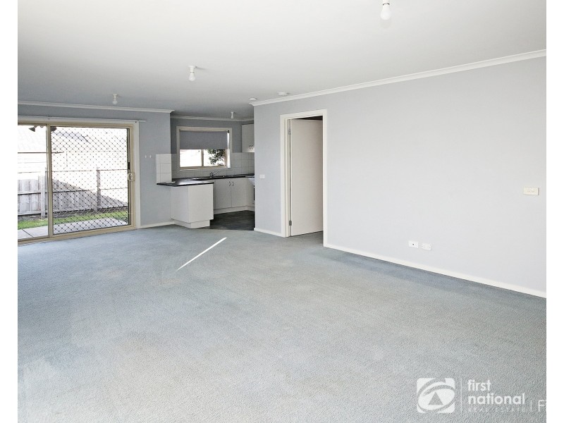 2/4-6 William Street, Cranbourne VIC 3977