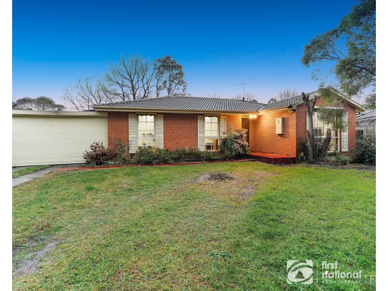 12 Hunter Court, Cranbourne North VIC 3977