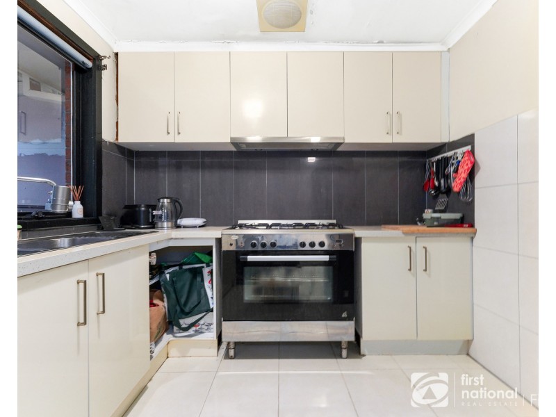 12 Hunter Court, Cranbourne North VIC 3977