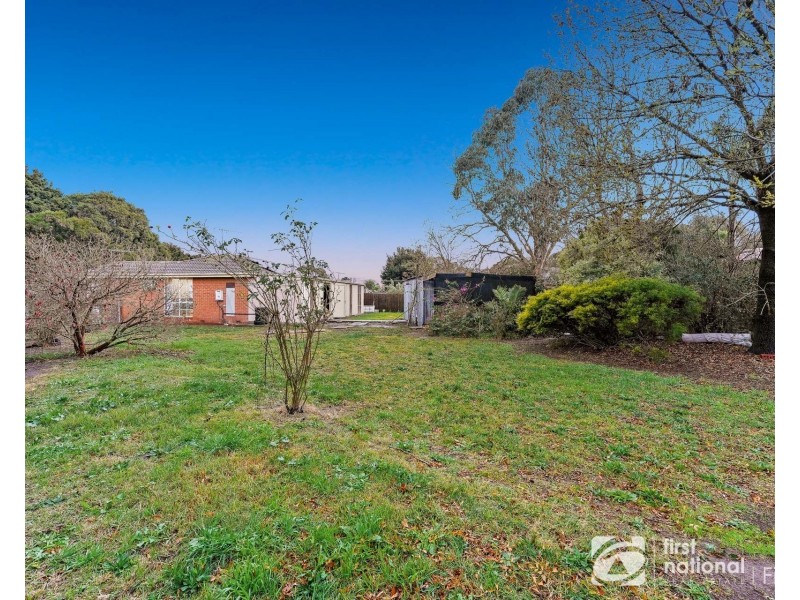 12 Hunter Court, Cranbourne North VIC 3977