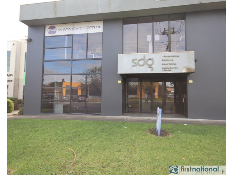 2/15 Childers Street, Cranbourne VIC 3977