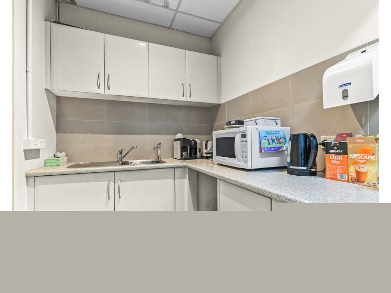 2/15 Childers Street, Cranbourne VIC 3977