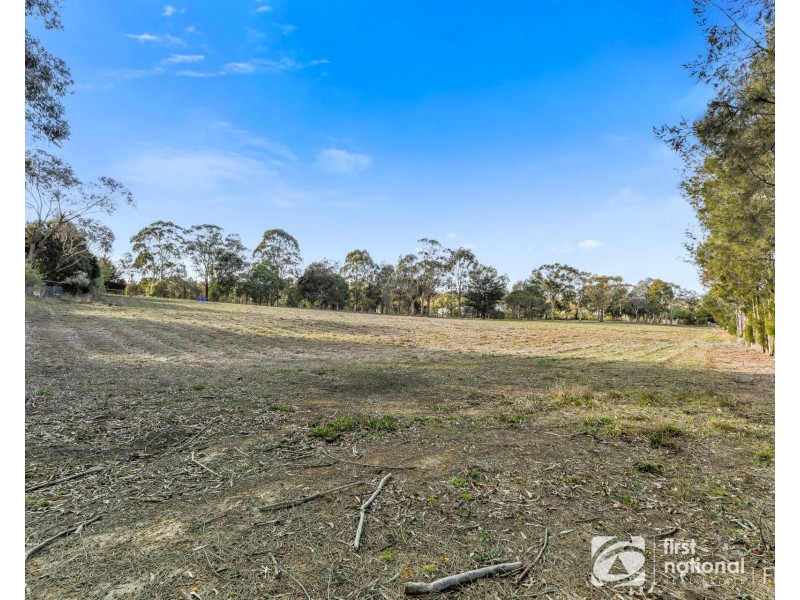 219 Smiths Lane, Cranbourne South VIC 3977