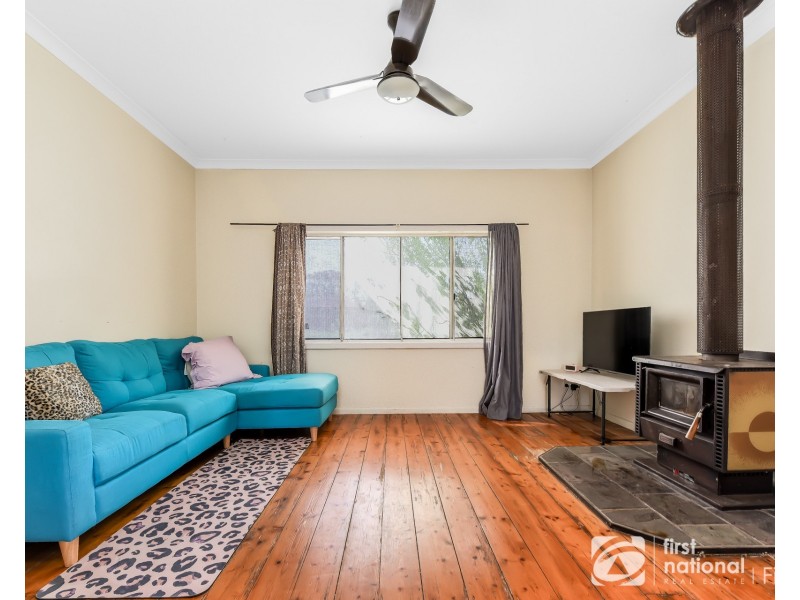19 Damian. Court, Cranbourne VIC 3977
