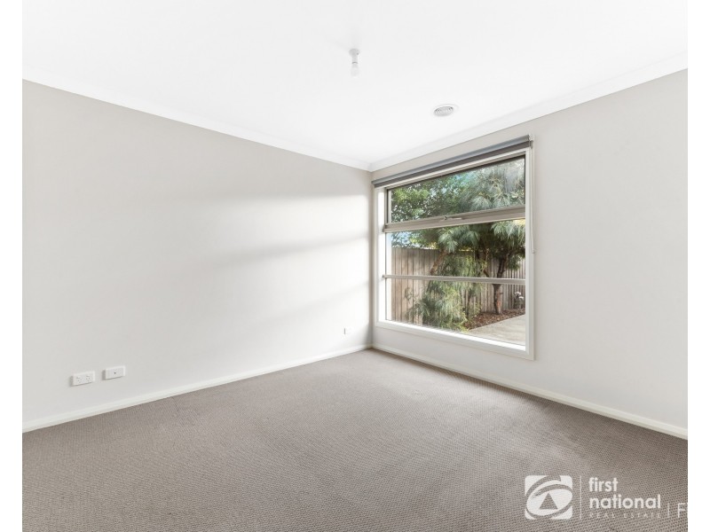 4/6-8 Walter Street, Cranbourne VIC 3977