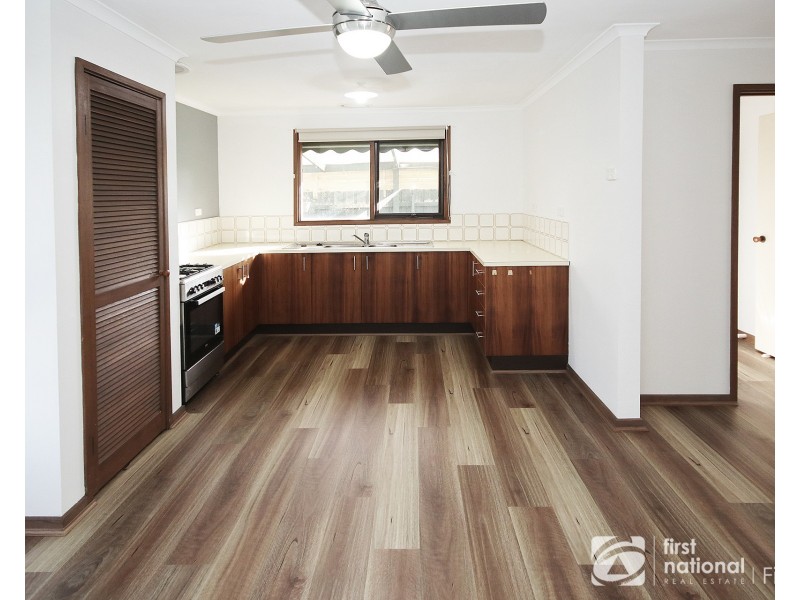 1/21 Lyall Street, Cranbourne VIC 3977