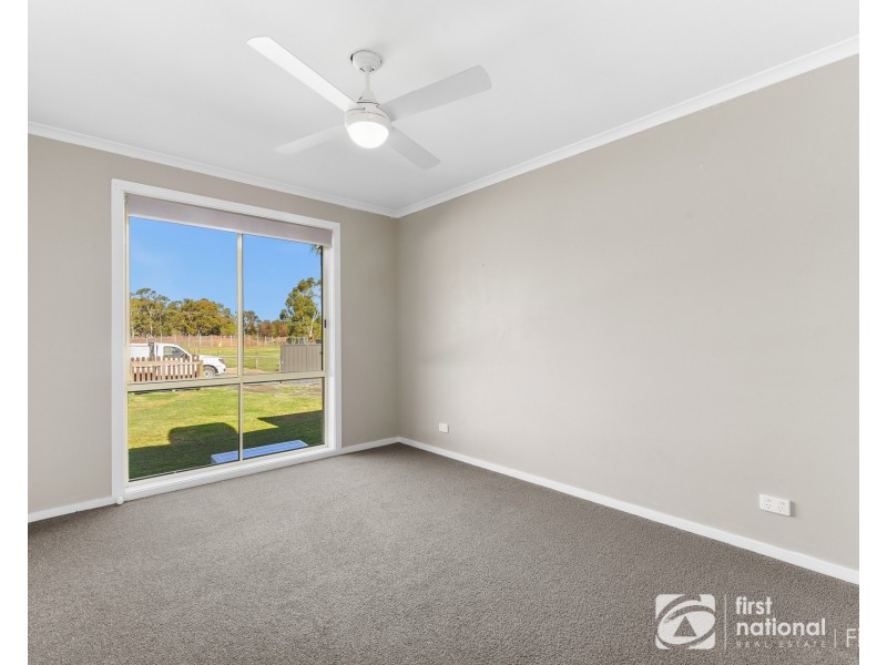 13 Fairway Court, Pakenham VIC 3810