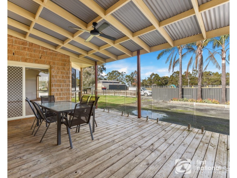 13 Fairway Court, Pakenham VIC 3810