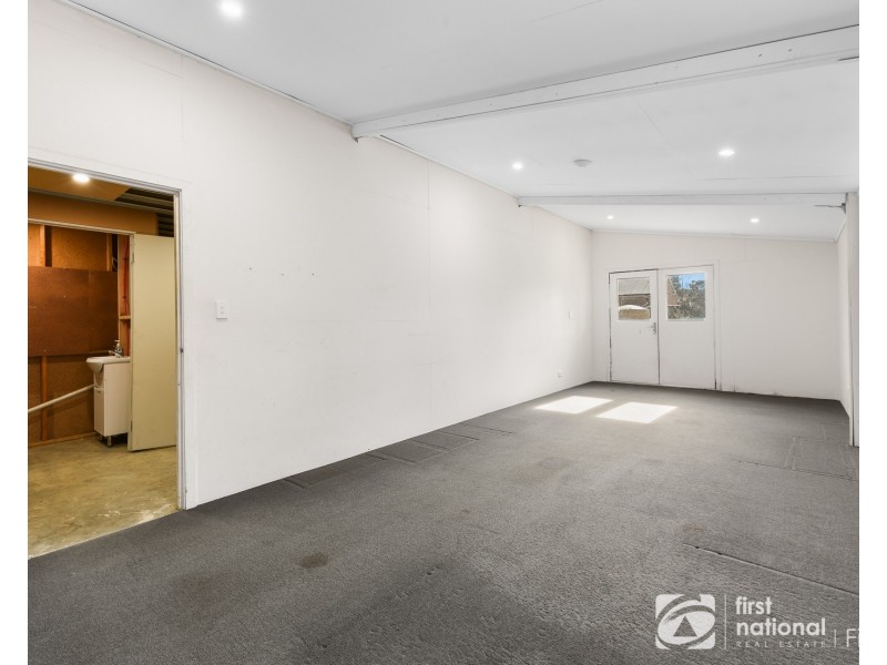 13 Fairway Court, Pakenham VIC 3810