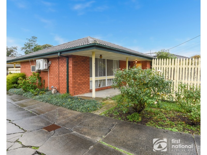 2/29 Bowen Street, Cranbourne VIC 3977