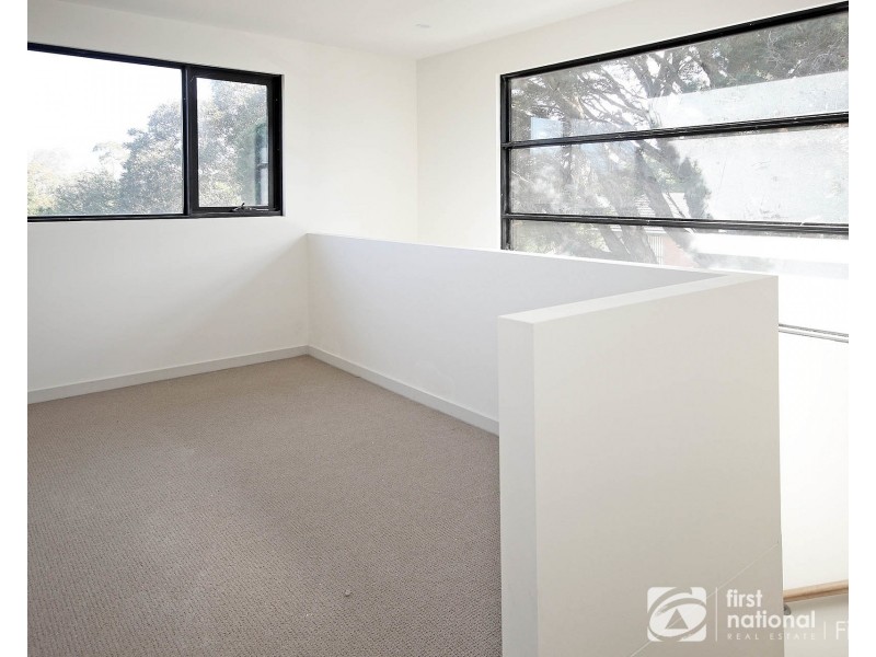 14B Bruce Street, Cranbourne VIC 3977