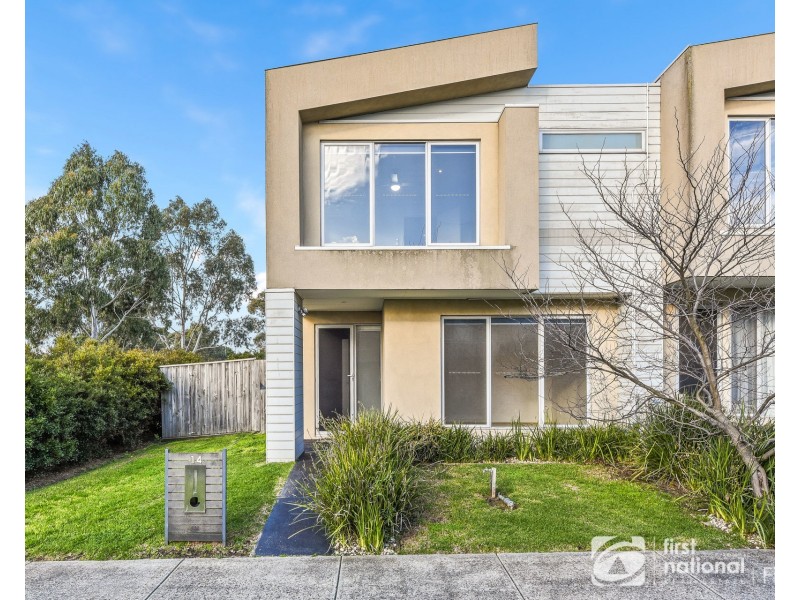 14 Nanea Path, Cranbourne VIC 3977