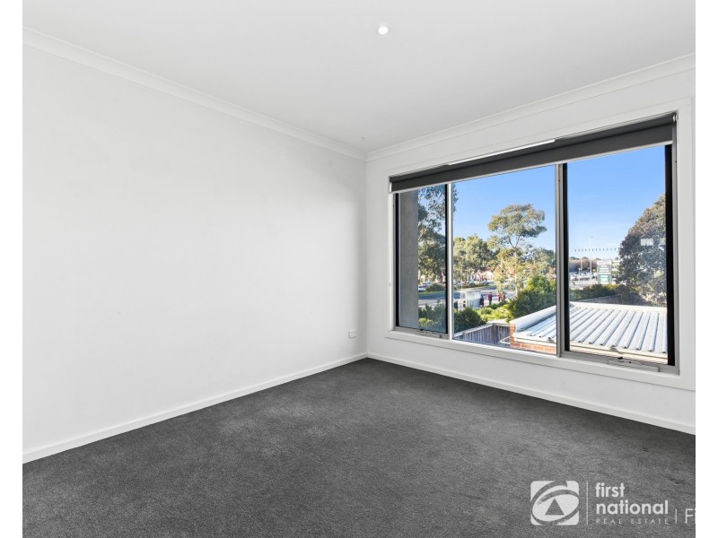 14 Nanea Path, Cranbourne VIC 3977