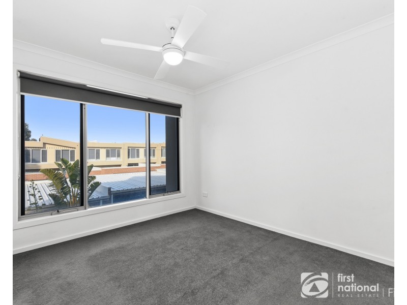 14 Nanea Path, Cranbourne VIC 3977
