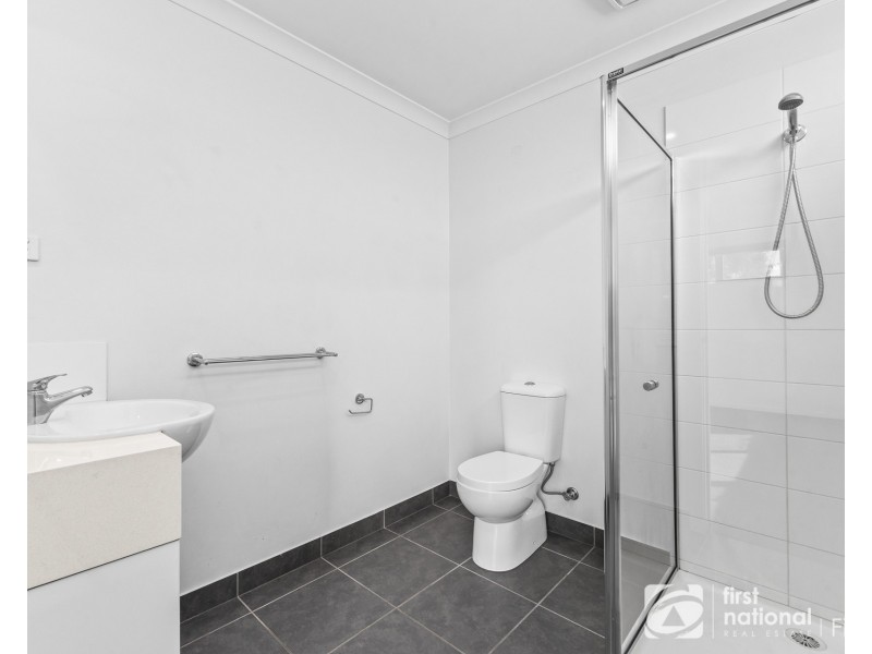 14 Nanea Path, Cranbourne VIC 3977