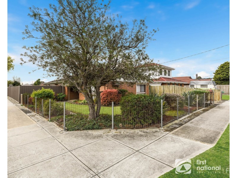 1 Gill Street, Cranbourne VIC 3977