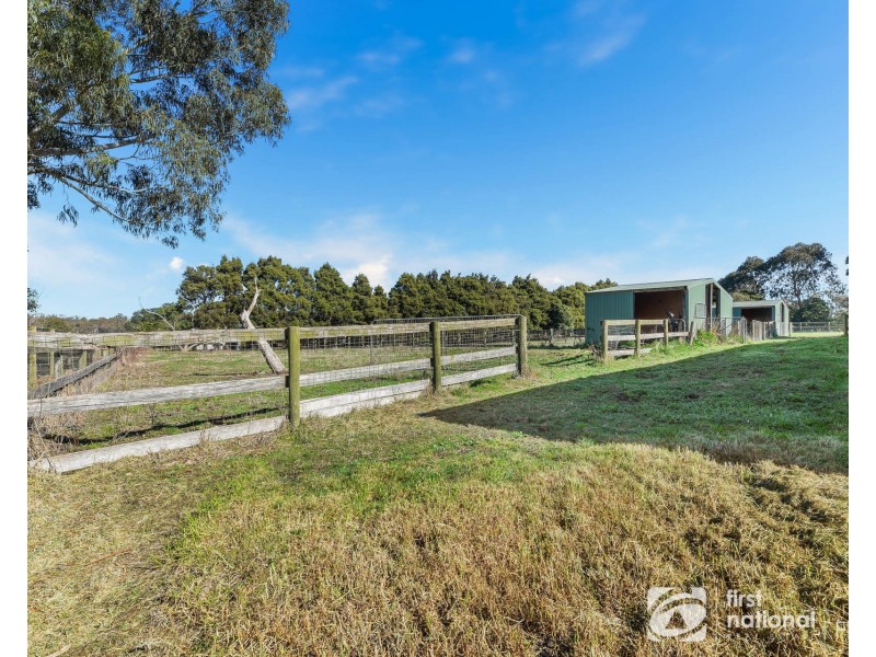 24 Maywood Road, Cranbourne South VIC 3977