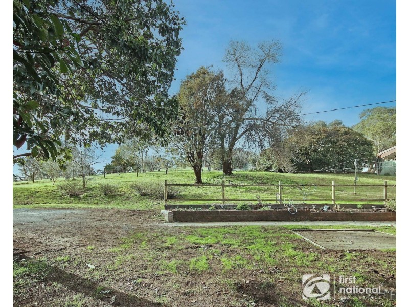 120 Officer Road, Officer VIC 3809