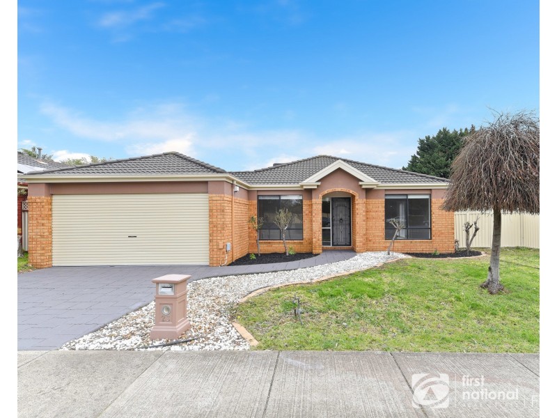 23 Monahans Road, Cranbourne West VIC 3977