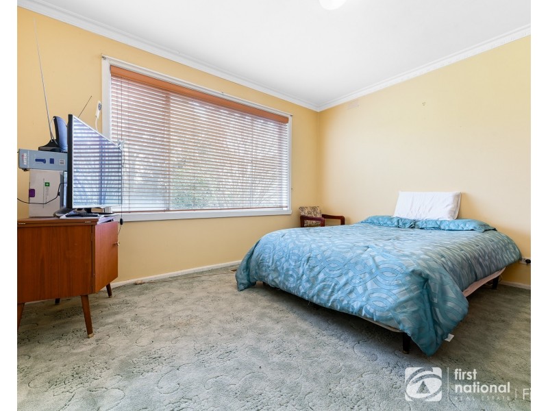 13 Lamb Street, Cranbourne VIC 3977