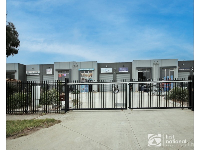 1/52 Gwen, Cranbourne West VIC 3977