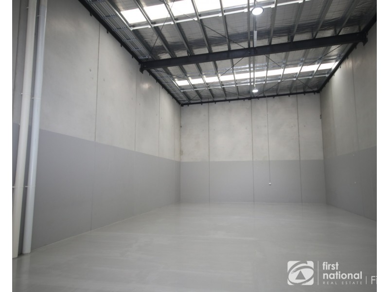 1/52 Gwen, Cranbourne West VIC 3977