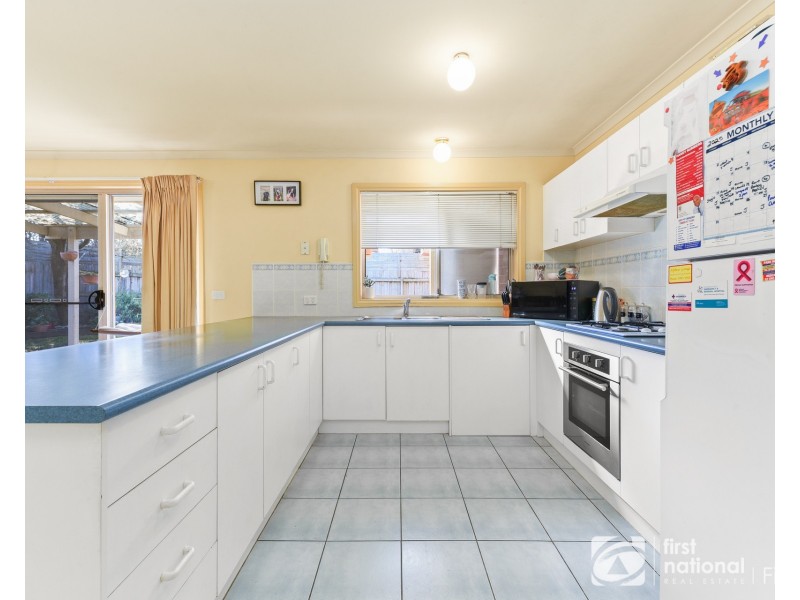 3 Otley Way, Cranbourne East VIC 3977