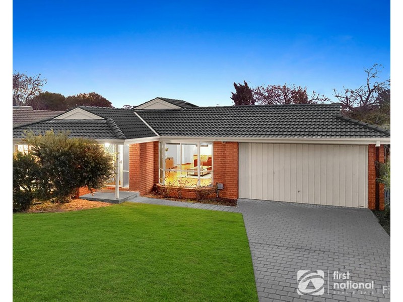9 Balook Court, Cranbourne North VIC 3977
